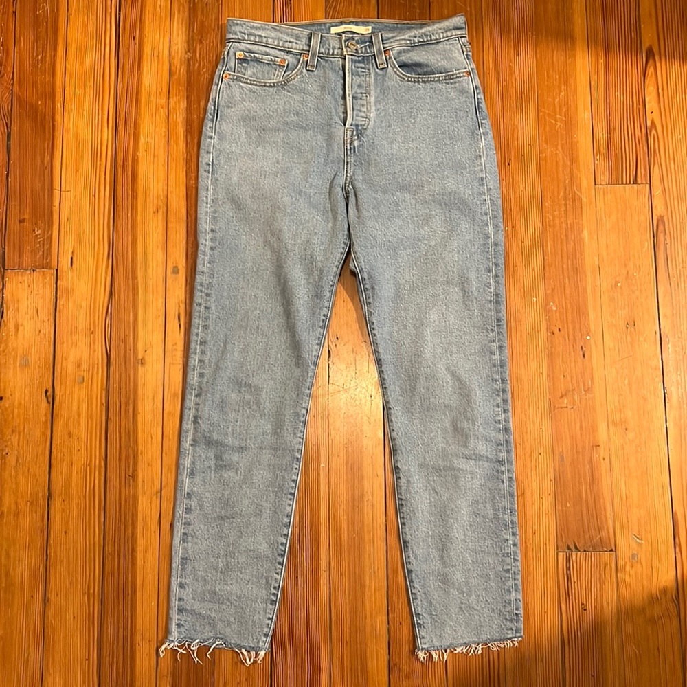 Levi’s Premium Wedgie Button Fly Ankle Crop Jeans